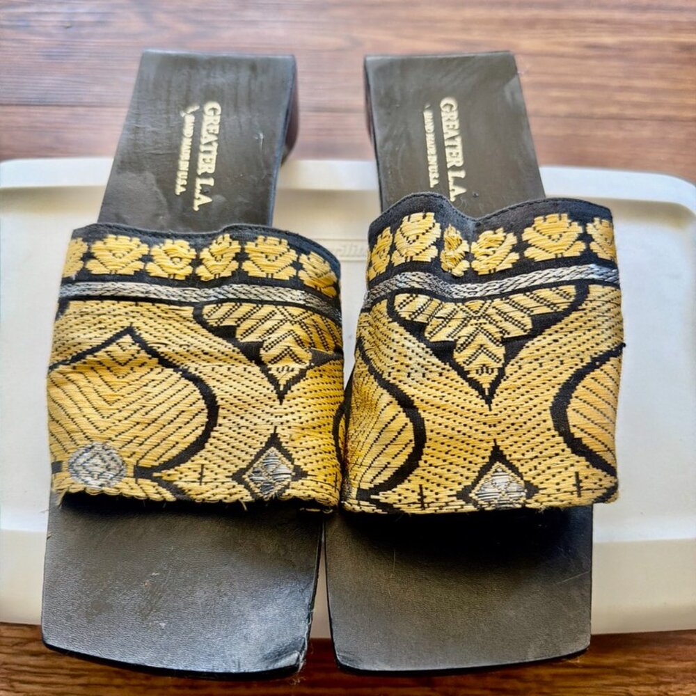 Vintage Greater L.A. Brocade Block Heel Slides Gold Black Size 7